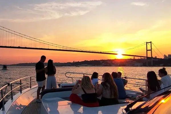 private-yacht-istanbul